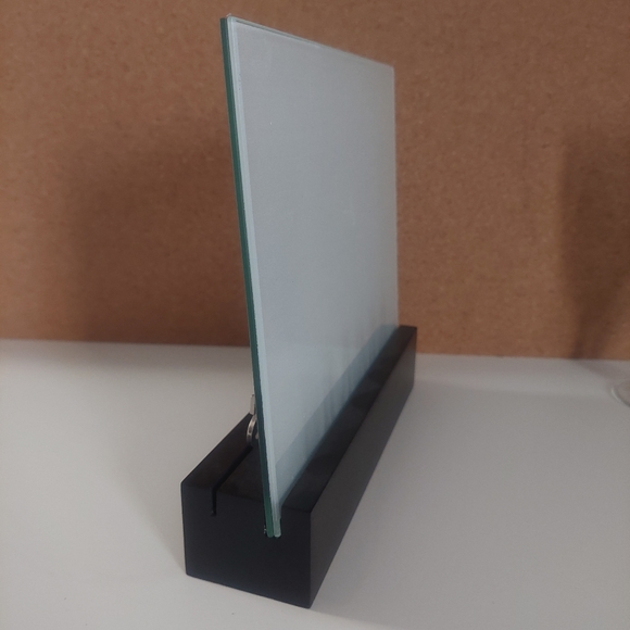 Mr. & Mrs. Photo Frame with 2 Champagne Flutes - Picture 5 of 5